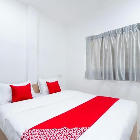 Oyo 44011 Weng Bee Guest House Kota Kinabalu Luaran gambar