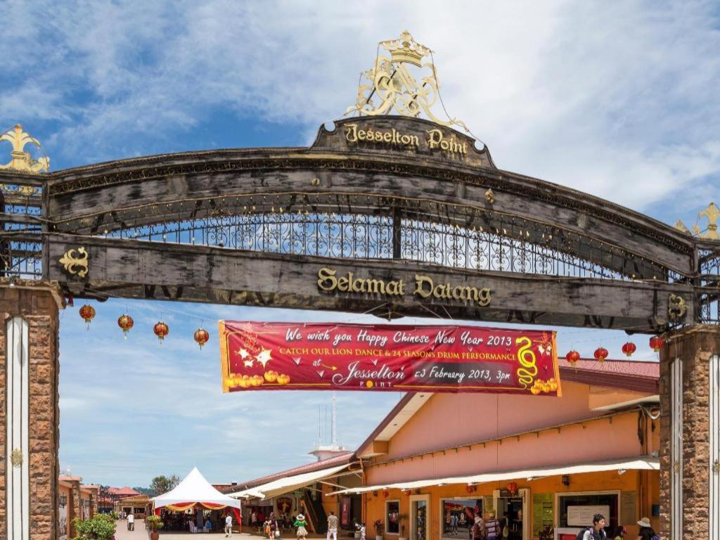 Oyo 44011 Weng Bee Guest House Kota Kinabalu Luaran gambar