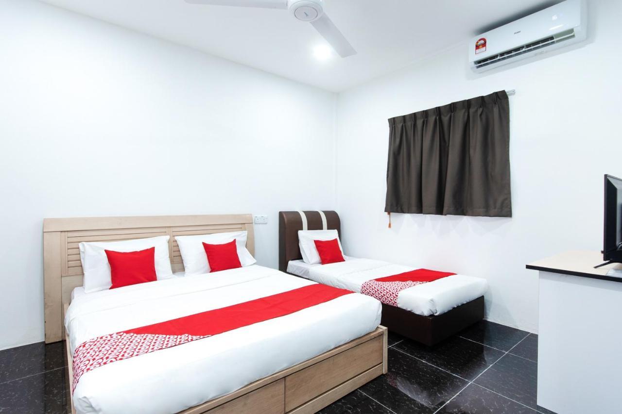 Oyo 44011 Weng Bee Guest House Kota Kinabalu Luaran gambar