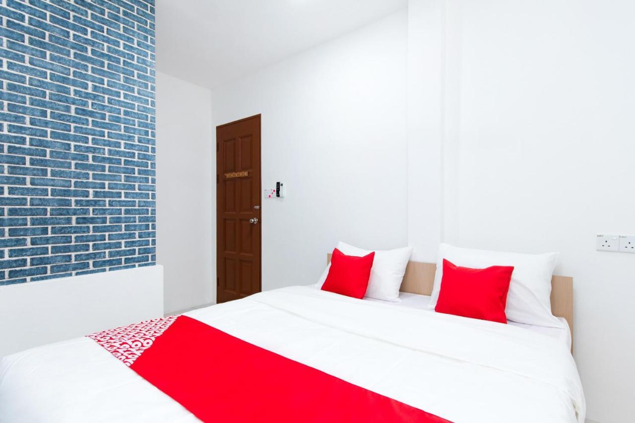 Oyo 44011 Weng Bee Guest House Kota Kinabalu Luaran gambar