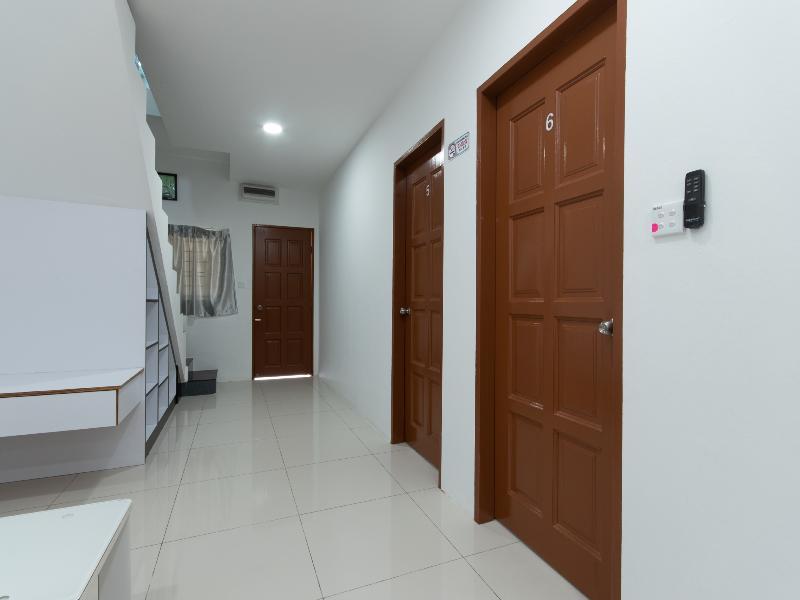 Oyo 44011 Weng Bee Guest House Kota Kinabalu Luaran gambar