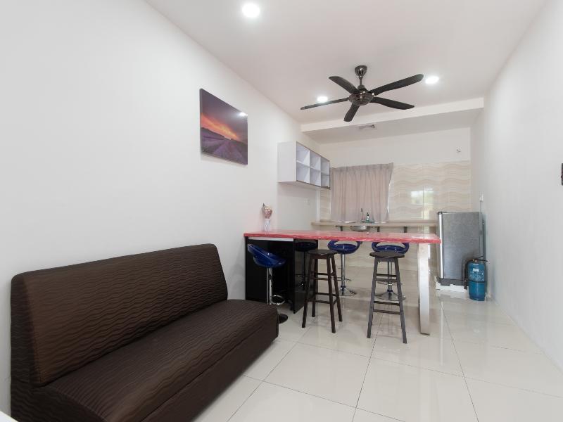 Oyo 44011 Weng Bee Guest House Kota Kinabalu Luaran gambar
